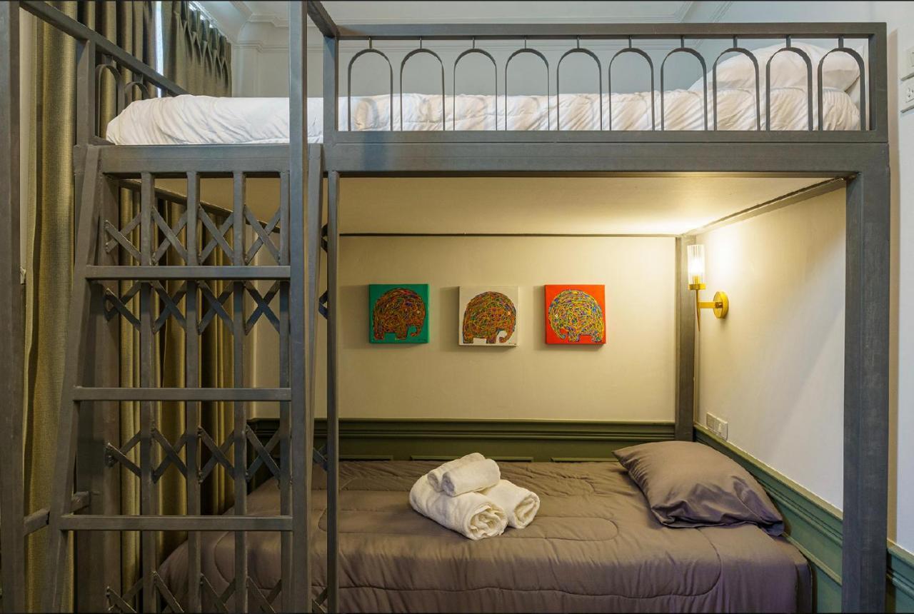Ci Home Bangkok Luaran gambar